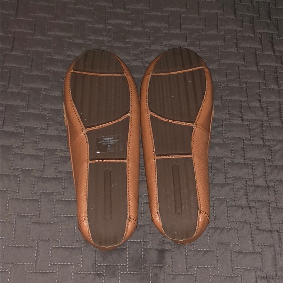 Tommy Hilfiger Women’s Loafers - Picture 2 of 3